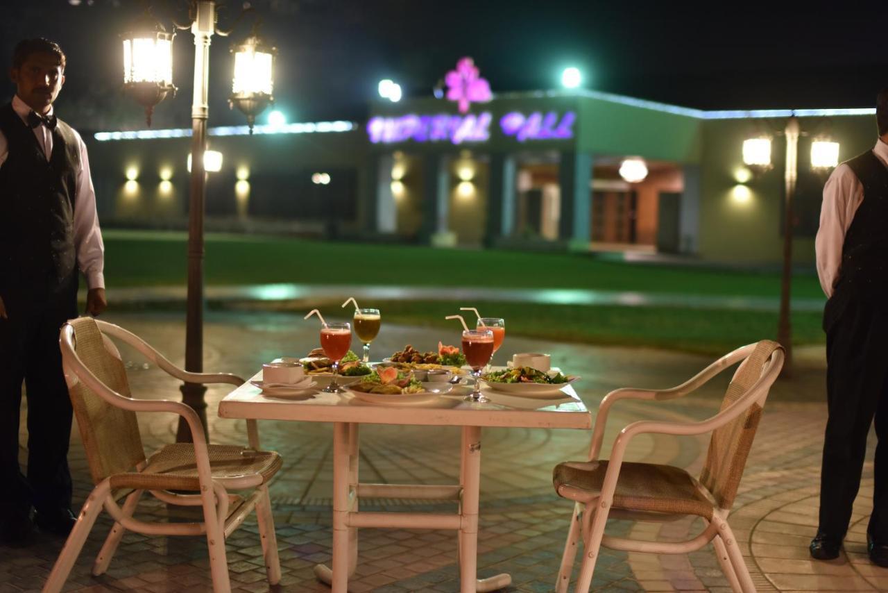 Jacaranda Heights Hotel Islamabad Eksteriør billede